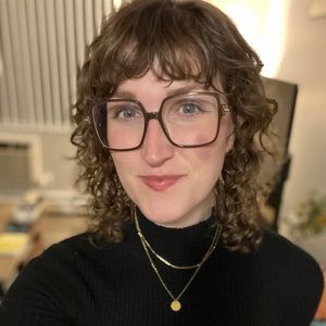 Meet your Posher, Katelyn